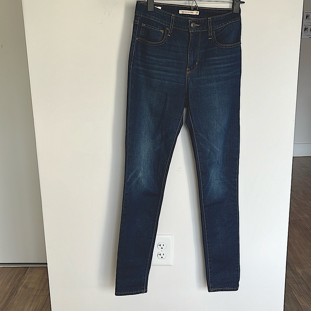 Levi’s skinny jeans